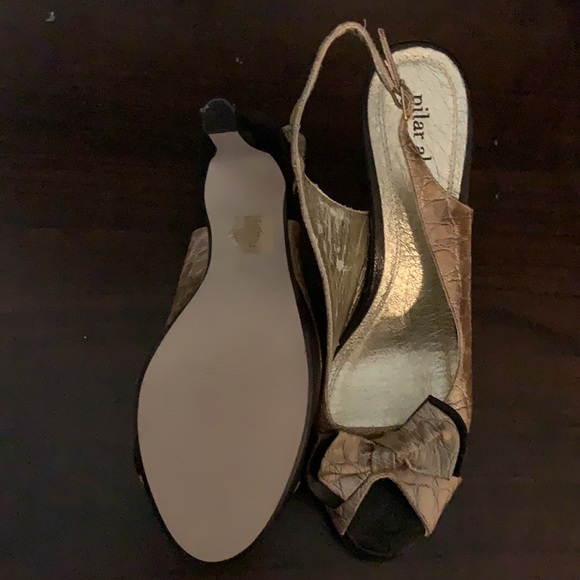 Heels - Picture 3 of 6